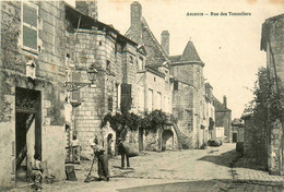 Ancenis * La Rue Des Tonneliers * Villageois - Ancenis