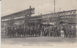 MONT SAINT MARTIN (54) - Grèves Du Bassin De Longwy - La Troupe à L'intérieur De L'Usine - Bon état - Mont Saint Martin