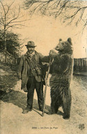 Pyrénées 1912 * Un Ours Du Pays * Montreur D'ours Romanichel Gitan Gitanos Bohémien - Other & Unclassified