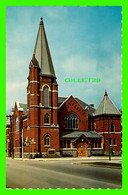 KITCHENER, ONTARIO - ST-ANDREW'S PRESBYTERIAN CHURCH - PUB. BY COLURYCHROME PHOTO SYDTEM - - Kitchener