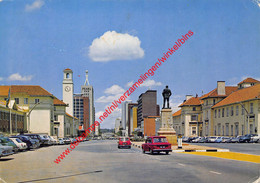 Salisbury Rhodesia - Jameson Avenue Facing West With Rodes' Statue In The Foreground - Zimbabwe - Simbabwe