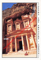Petra The Treasury - Jordan ٱلْمَمْلَكَةُ ٱلْأُرْدُنِيَّةُ ٱلْهَاشِمِيَّةُ - Jordan