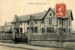 Dozulé * Façade De L'école Des Garçons * Groupe Scolaire - Other & Unclassified