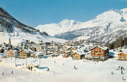 Suisse - Saas-Fee - Vue De La Station De Ski - Postmarked 1969 - Saas-Fee
