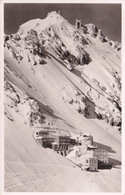 A18418 -  BAYERISCHE ZUGSPITZBAHN HOTEL SCHNEEFERNERHAUS MIT GIPFELBAHN UND GIPFELSTATION POST CARD USED 1956 STAMP - Zugspitze