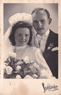 A18460 - VINTAGE WEDDING PORTRAIT WEDDING DRESS BOUQUET JOANOVICS KOLOZSVAR CLUJ-NAPOCA POST CARD USED 1946 - Marriages