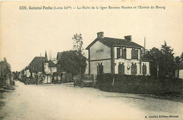 Guémené Penfao * La Halte De La Ligne Rennes Nantes Et L'entrée Du Bourg * Rue * Passage à Niveau Gare - Guémené-Penfao