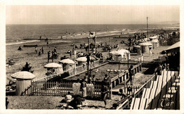 N°96490 -cpsm Cabourg -la Piscine- - Cabourg