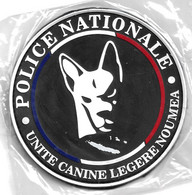 Ecusson PVC POLICE NATIONALE UNITE CANINE 988 LEGERE NOUMEA 988 - Ecussons Tissu