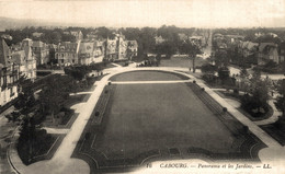 N°96496 -cpa Cabourg -panorama Et Les Jardins- - Cabourg