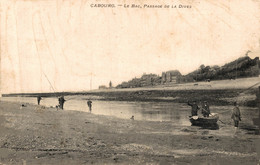 N°96541 -cpa Cabourg -le Bac, Passage De La Dives- - Cabourg