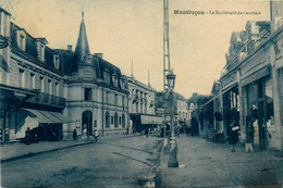 Montluçon * Le Boulevard De Courtais * Commerces Magasins - Montlucon