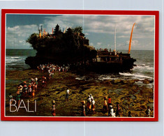 (1 K 61) Indonesia - Bali - Temple Festival - Buddhism