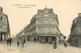 Cholet * L'avenue Gambetta * La Rue Nationale * Commerce Magasin A La Pyramide - Cholet