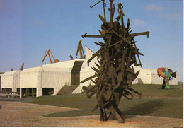 Dunkerque Le Musée D'art Contemporain ( Sculpture Faite Avec Des Ancre, Poisson - Oggetti D'arte