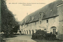 Cholet * L'hôtel Dieu , Ancien Couvent Des Cordeliers * Vue Intérieure - Cholet