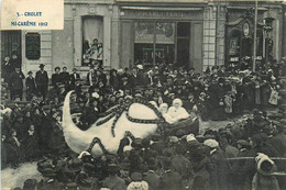 Cholet * La Mi Carême 1912 * Char * Défilé Dans Une Rue De La Commune * Charcuterie * Carnaval - Cholet