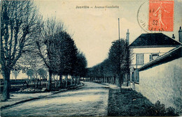 Janville * Avenue Gambetta - Autres & Non Classés