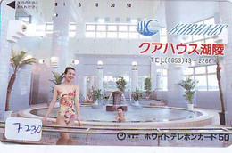 Télécarte Japon * FEMME EROTIQUE (7230) BATH *  PHONECARD JAPAN * TELEFONKARTE *  BATHCLOTHES LINGERIE - Mode