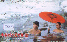 Télécarte Japon * FEMME EROTIQUE (7273) BATH * PHONECARD JAPAN * TELEFONKARTE *  BATHCLOTHES LINGERIE - Fashion