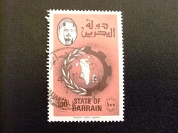 BAHRAIN 1976 CORONA Y MAPA DE BAHRAIN YVERT 254 FU - Bahrain (...-1965)