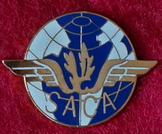 SUPER PIN'S MILITARIA : Insigne SACA Service Administratif Du Commissariat De L'Air, émaillé Grand Feu Base Or 2,5X1,8c - Army
