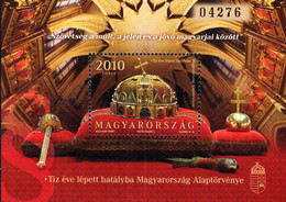 Hungary - 2022 - Fundamental Law Of Hungary - Coronation Insignia - Mint Souvenir Sheet - Unused Stamps