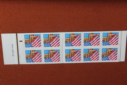 U.S.A. 1996; Flagge Vor Gebäude, Markenheft MH 0-197, MNH - Sonstige & Ohne Zuordnung