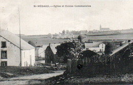 ST Médard  Eglise Et écoles Communales N'a Pas Circulé - Herbeumont