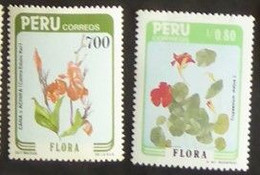 Peru/Pérou  1984, 86  YT N°PE 783, 832 Fleurs Du Pérou - N** - Peru