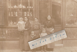 LA VILLE DU BOIS - On Pose Devant La Boutique En 1915 ( Carte Photo ) - Other & Unclassified