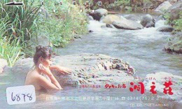 Télécarte Japon * EROTIQUE (6878) DANS LA BAIN *  EROTIC PHONECARD JAPAN * TK * BATHCLOTHES * FEMME SEXY LADY LINGERIE - Moda