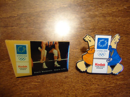 GREECE 2 KODAK  LIFTING WEIGHTS &  MASCOTS  PIN PINS OLYMPIC GAMES ATHENS 2004 SPORTS - Jeux Olympiques