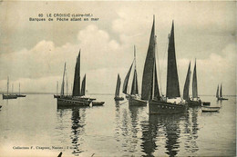 Le Croisic * Barques De Pêche Allant En Mer * Bateaux - Le Croisic