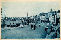 Les Sables D'olonne * Quai Du Commerce * Commerces Magasins Bateaux De Pêche Villageois - Sables D'Olonne