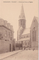 Mouscron - Tuquet - L' Ecole Des Frères Et L' Eglise - Mouscron - Moeskroen