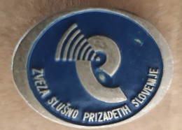 Association Of The Hearing Impaired Of Slovenia Deaf Slovenia Pin - Médical