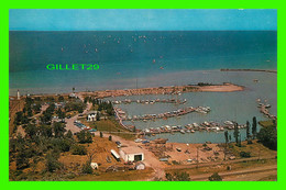 SARNIA, ONTARIO - AERIAL VIEW OF THE SARNIA YACHT CLUB - BERT KNECHTEL - PETERBOROUGH POSTCARD CO - - Sarnia