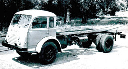 PHOTO 19 X 10 CMS CAMION SAVIEM PLAT - Automobiles