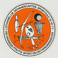 Sticker Helmondse Politie Sport En Ontspanning Vereniging Helmond (NL) 1977 - Police & Gendarmerie