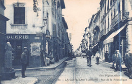 La COTE-SAINT-ANDRE (Isère) - Rue De La République - Voie Ferrée Du Tramway - La Côte-Saint-André
