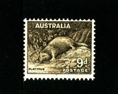 AUSTRALIA - 1943 DEFINITIVE  9d  WMK  PERF. 14 X 15  MINT NH SG 191 - Mint Stamps