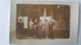 Carte Photo , Commerce De Vetements , Couturieres - Mercanti