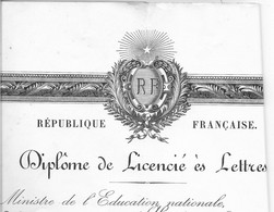 Diplome De Licencié Es Lettres   PARIS  1935    44 X 38  Cm - Unclassified