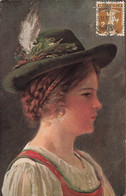 CPA Illustrateur Louyot - Das Reserl - Carte Allemande - Femme Avec Un Chapeau à Plume Et Cheveux Tressés - Other & Unclassified