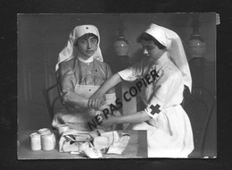 Photo  INFIRMIERES   11 X 8 Cm - War, Military