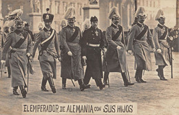 CPA GUERRE CARTE PHOTO EL EMPERADOR DE ALEMANIA CON SUS HIJOS DEUTSCHE - Weltkrieg 1914-18