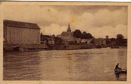49 - CHATEAUNEUF-sur-SARTHE - La Rivière En Amont Du Pont Vers L'Eglise - Chateauneuf Sur Sarthe