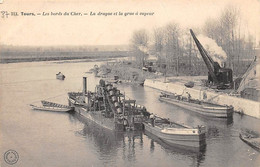 Tours       37        La Drague Et La Grue à Vapeur        (voir Scan) - Tours