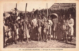 CPA St Louis Du Senegal - Groupe De Jeunes Indigènes - Collection Générale Etienne Lagrange - Sénégal